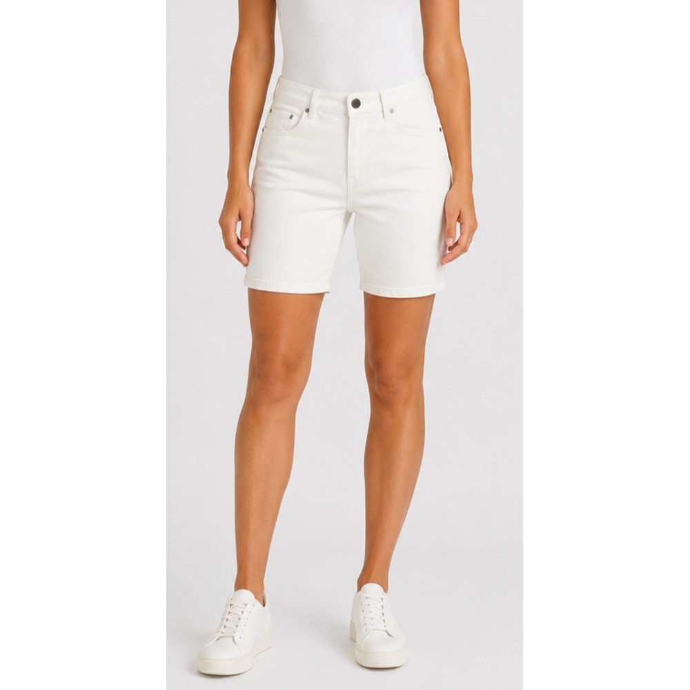 NWT Liverpool White Denim Bermuda Shorts Womens 12/31 Measures 34 - 35 Waist